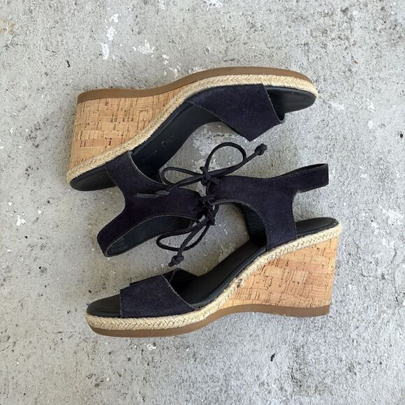 Paul Green Wedges - Picture 2 of 8